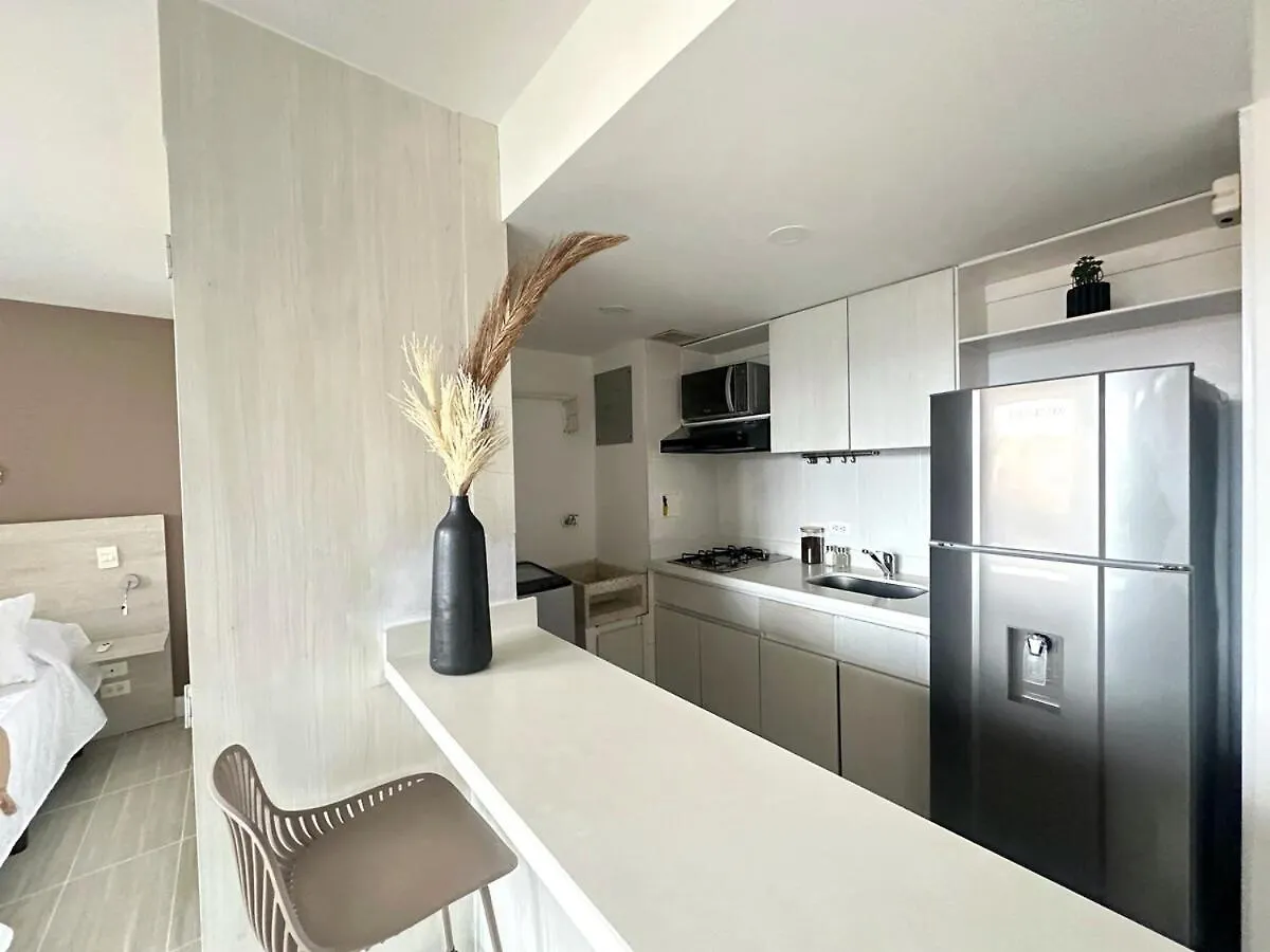 Ac, Fast Wifi 400 Mg, Quiet, Nature In El Poblado Medellin